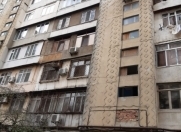 Satılır 4 otaqlı 110 m2 köhnə tikili İnşaatçılar m.