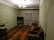 Satılır 5 otaqlı 120 m2 köhnə tikili Əhmədli m.