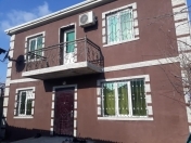 Satılır 4 otaqlı 200 m2 həyət evi Hövsan