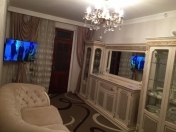 Satılır 2 otaqlı 60 m2 köhnə tikili 9 mkr