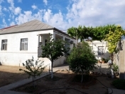 Satılır 3 otaqlı 80 m2 həyət evi Ramana