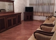 Satılır 3 otaqlı 70 m2 köhnə tikili 8 km