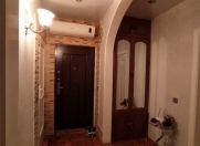 Satılır 3 otaqlı 60 m2 köhnə tikili Moskva univermağı