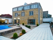 İcarəyə verilir 4 otaqlı 200 m2 bağ evi Şüvəlan