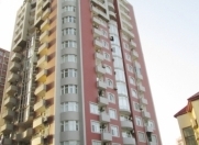 İcarəyə verilir 4 otaqlı 180 m2 yeni tikili Xətai r.