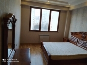 İcarəyə verilir 1 otaqlı 50 m2 yeni tikili 7 mkr