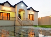 Satılır 4 otaqlı 160 m2 bağ evi Buzovna