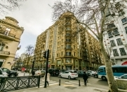 İcarəyə verilir 4 otaqlı 155 m2 yeni tikili Sahil m.