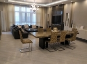 Satılır 4 otaqlı 205 m2 yeni tikili Dövlət Statistika Komitəsi