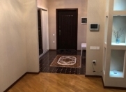 İcarəyə verilir 3 otaqlı 180 m2 yeni tikili Avropa otel