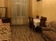 İcarəyə verilir 2 otaqlı 65 m2 köhnə tikili Qara Qarayev m.