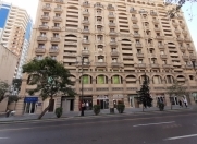 İcarəyə verilir 3 otaqlı 110 m2 köhnə tikili Sahil m.