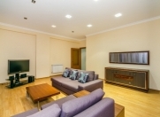 İcarəyə verilir 3 otaqlı 170 m2 yeni tikili Sahil m.