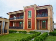 İcarəyə verilir 6 otaqlı 300 m2 bağ evi Şüvəlan