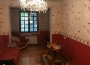 Satılır 4 otaqlı 100 m2 köhnə tikili Həzi Aslanov