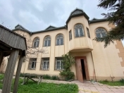 Satılır 8 otaqlı 340 m2 həyət evi Sulutəpə