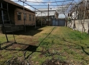 Satılır 3 otaqlı 144 m2 həyət evi Bərdə