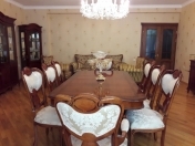 Satılır 4 otaqlı 184 m2 yeni tikili Nizami m.