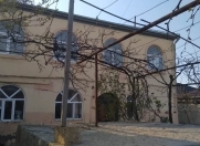 Satılır 9 otaqlı 200 m2 həyət evi 28 may