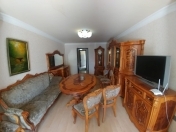 İcarəyə verilir 3 otaqlı 100 m2 köhnə tikili Elmlər Akademiyası m.