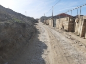 Satılır 5 sot torpaq Ayna Sultanova heykəli