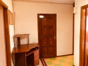 İcarəyə verilir 2 otaqlı 45 m2 köhnə tikili Elmlər Akademiyası m.