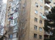 Satılır 3 otaqlı 75 m2 köhnə tikili 2 mkr