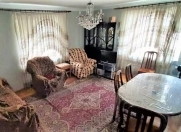 Satılır 2 otaqlı 55 m2 köhnə tikili Elmlər Akademiyası m.