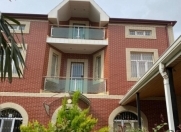 Satılır 8 otaqlı 370 m2 həyət evi Qaraçuxur