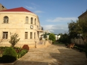 İcarəyə verilir 5 otaqlı 200 m2 bağ evi Mərdəkan