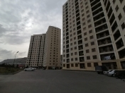 Satılır 3 otaqlı 132 m2 yeni tikili Badamdar