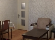 Satılır 3 otaqlı 70 m2 köhnə tikili Səməd Vurğun parkı