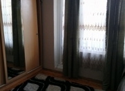 Satılır 3 otaqlı 70 m2 köhnə tikili Bakıxanov