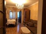 İcarəyə verilir 3 otaqlı 80 m2 köhnə tikili Hyatt Regency