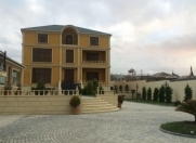 İcarəyə verilir 6 otaqlı 700 m2 bağ evi Novxanı