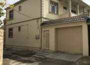 Satılır 6 otaqlı 250 m2 həyət evi Əhmədli