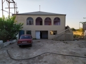 Satılır 4 otaqlı 310 m2 bağ evi Novxanı