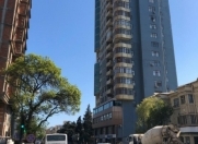 Satılır 4 otaqlı 230 m2 yeni tikili 28 May m.