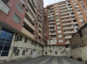 Satılır 3 otaqlı 137 m2 yeni tikili 2 mkr