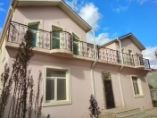 Satılır 5 otaqlı 260 m2 həyət evi Saray