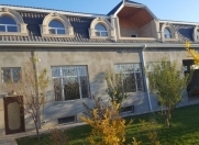 Satılır 8 otaqlı 254 m2 həyət evi Samux
