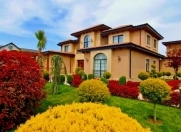 Satılır 5 otaqlı 350 m2 bağ evi Şüvəlan