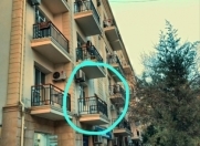 Satılır 3 otaqlı 60 m2 köhnə tikili 28 May m.