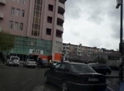 İcarəyə verilir 3 otaqlı 80 m2 köhnə tikili Rəssamlıq Akademiyası