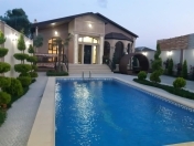 Satılır 4 otaqlı 180 m2 həyət evi Buzovna