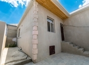 Satılır 3 otaqlı 130 m2 həyət evi Saray