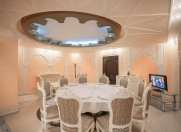 İcarəyə verilir 8 otaqlı 1060 m2 obyekt Nəriman Nərimanov m.