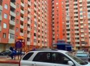 Satılır 4 otaqlı 200 m2 yeni tikili Gənclik m.