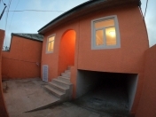 Satılır 3 otaqlı 80 m2 həyət evi Binəqədi