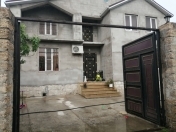 Satılır 5 otaqlı 230 m2 bağ evi Şağan